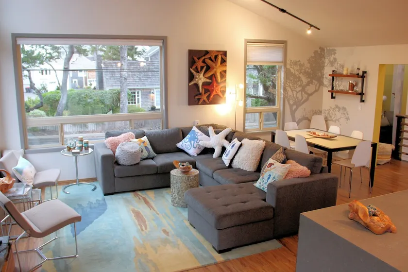 Majestic Seaside Retreat+Cottage - Image 1