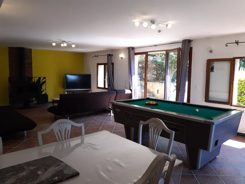 Group offer 4 bedrooms -> 10 people - Image 1