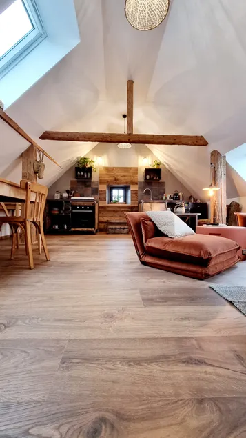 Wellness loft with spa, massages, and hammam! - Image 1
