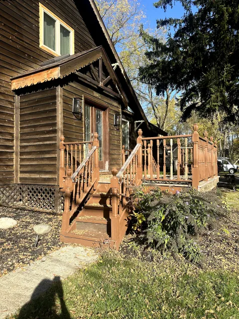 Cozy Walnut Home - Image 1