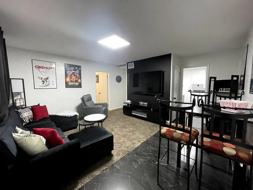 Reel Cozy Nights No Cleaning Fee! - Image 1