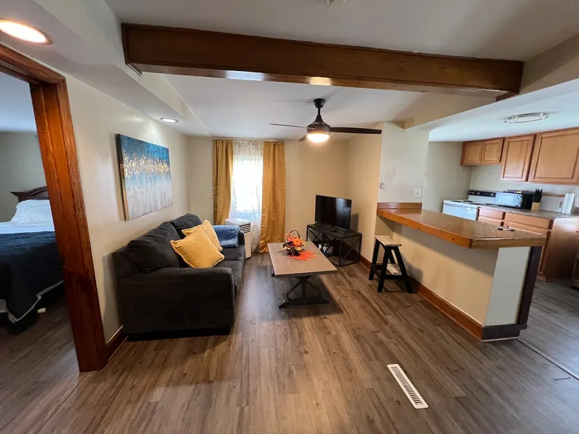 The VilleTop *with newly updated bathroom* - Image 1