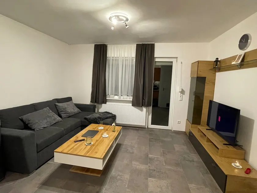 R&S-Homes- renovated townhouse in BS - Image 1