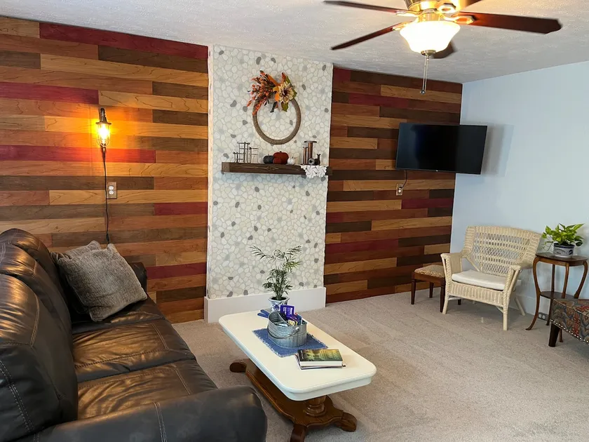 Apartment in Historic Miamisburg - Image 1