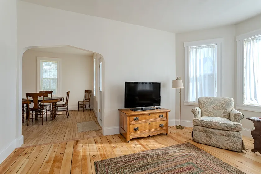 517 Guest Haus (aka 517GH) - Image 1