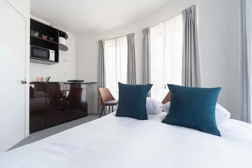 5 min walk from Myeongdong Station/Convenient access to Shinjuku, Shibuya/Stylish and beautiful building/d01 - Image 1