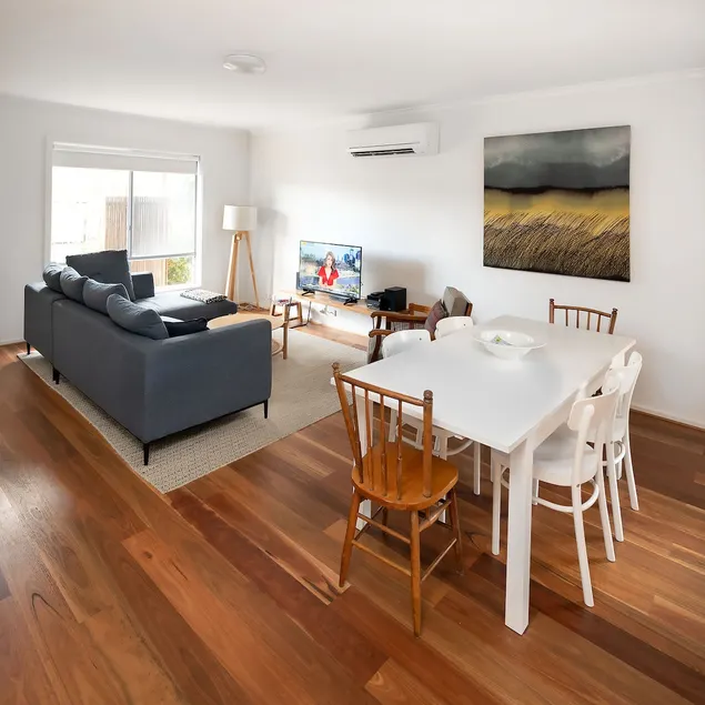 Comfortable, clean and close to everything - Image 1
