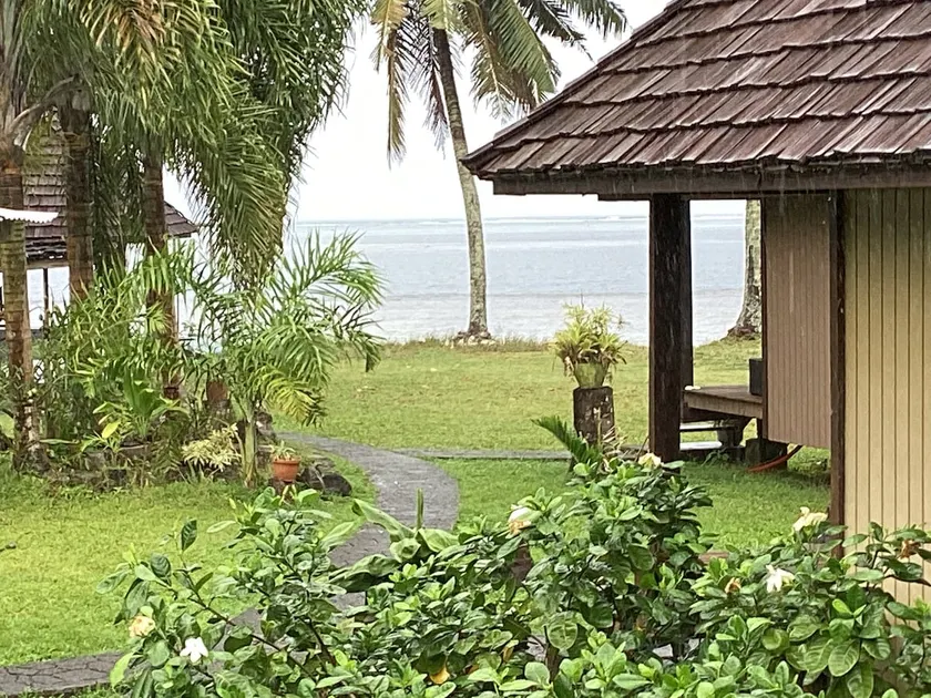 La Vague Bleue Bungalow Number 2 - Image 1