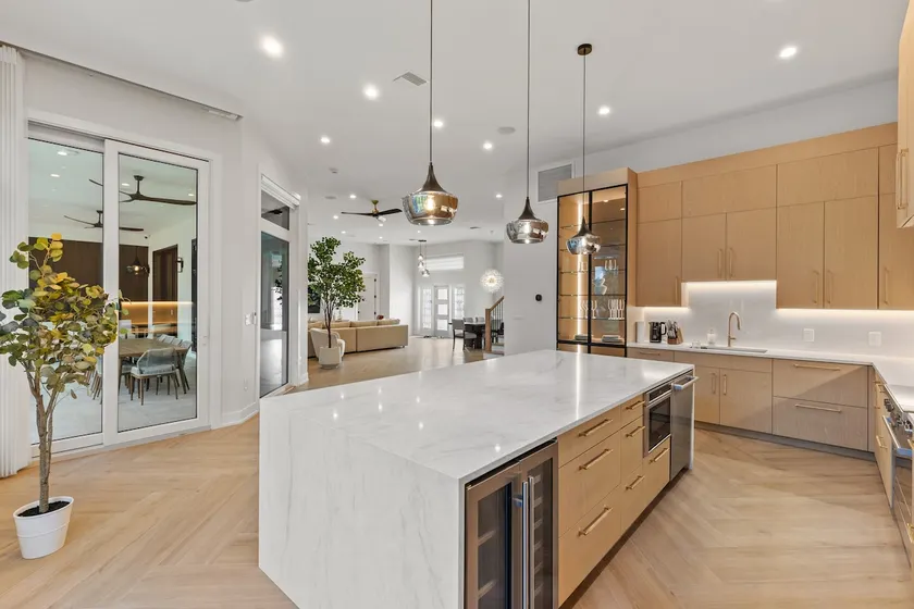 Luxurious Naples retreat! - Image 1