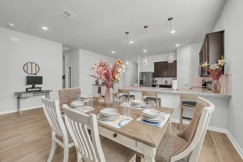Amazing New Luxury home*Near Hospitals*4Bdrm/3Bath - Image 1