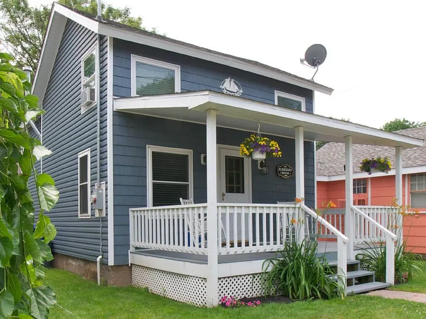 The Albright House - Image 1