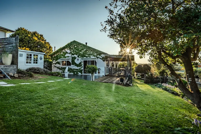 Ivy House Dorrigo - Image 1