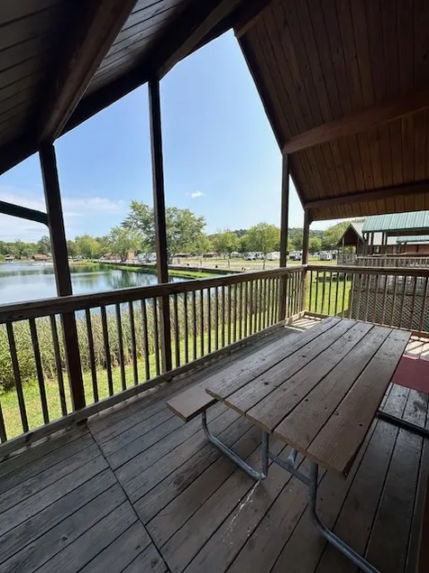 Log Cabin 6 - Image 1