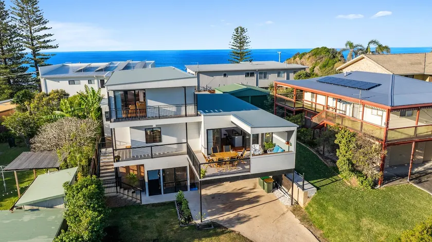 ViewHouse @ Scotts Head - Image 1