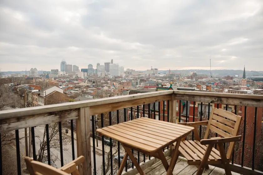 OTR Nest, BEST views of the city - Image 1