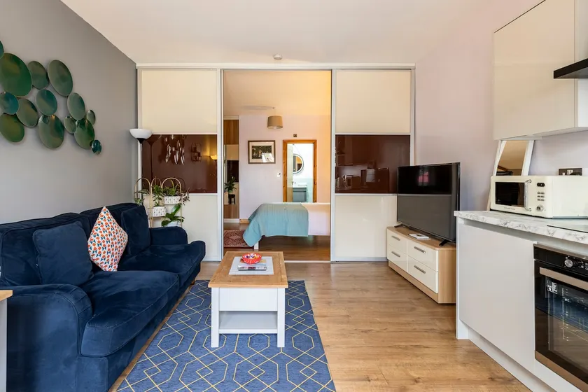 Lovely 1-bed Annexe in LyeValley - Image 1