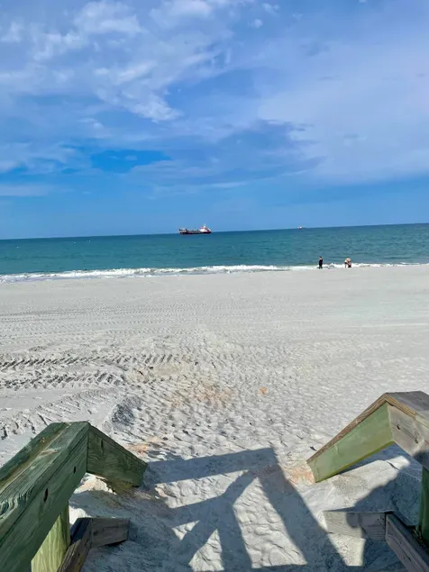 Island Vibes - Flagler Beach - Image 1