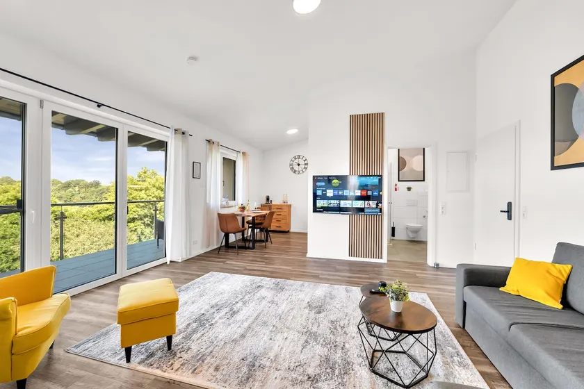 INhome: Kitchen - TV - Parking - Balcony - Castle view - Image 1