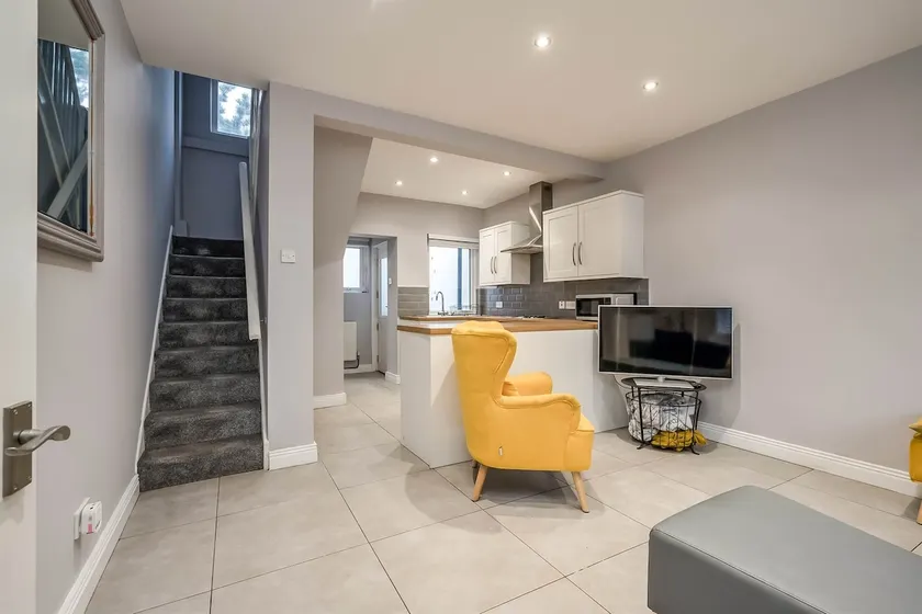 Belfast City Home - Image 1