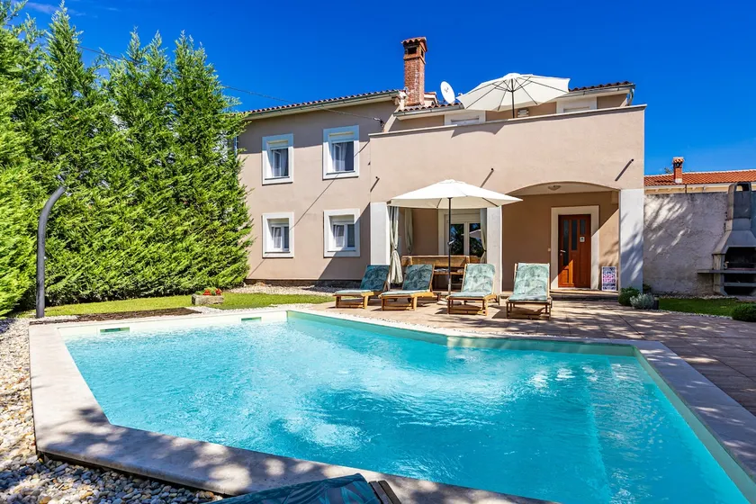 Holiday Home Maritone - Image 1