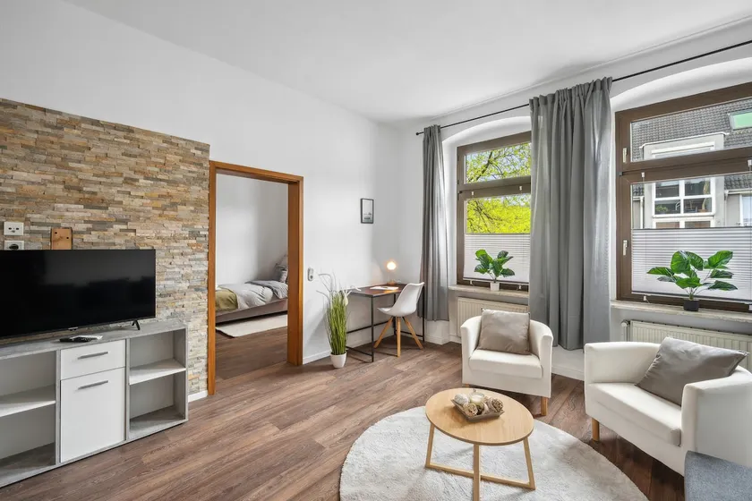 Wupper II Top location for business travelers, 4 beds - Image 1