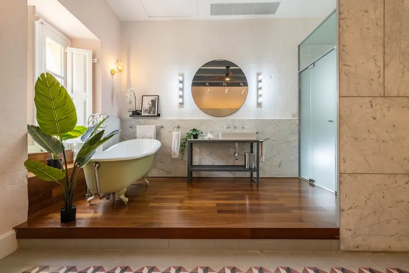 Chic Studio Apartment with Balcony in Valletta - Image 1