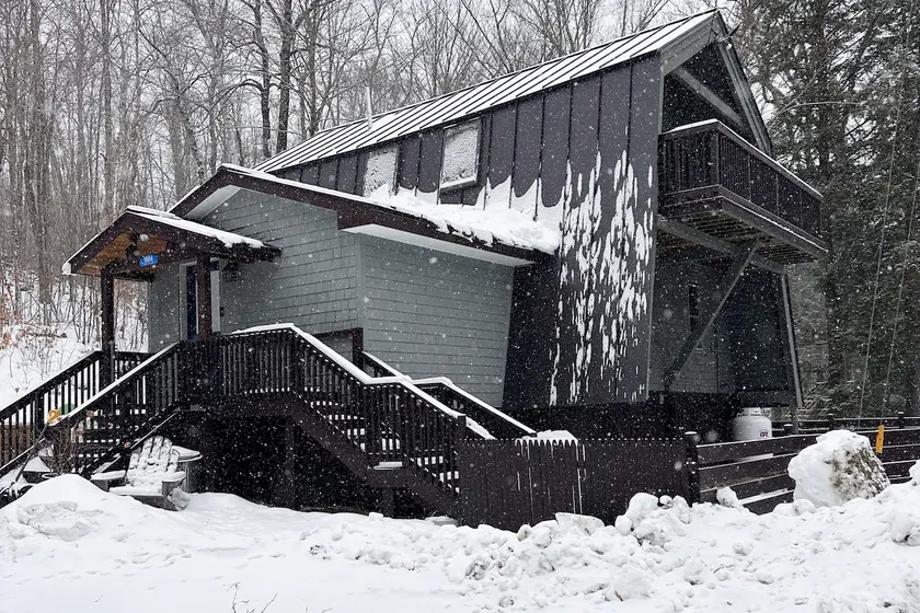 Carrabassett Valley Ski Retreat - Image 1