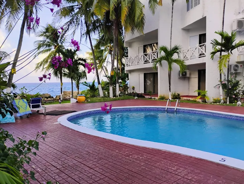 Chrisann's Beach Resort - Image 1