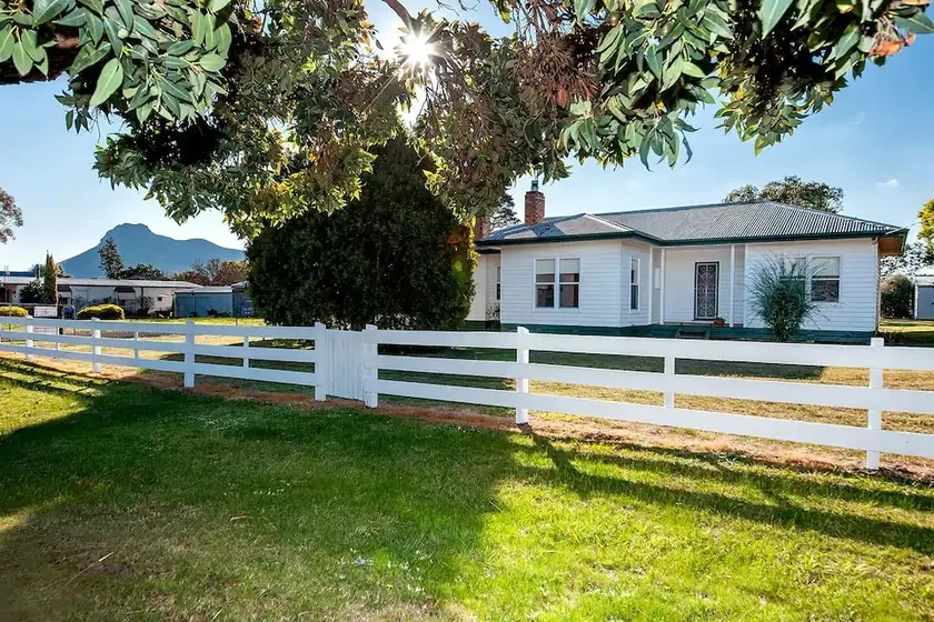 Klem's Cottage - Image 1