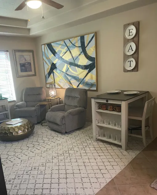 La Casita-safe gated community! - Image 1