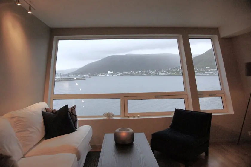 Close to the city center by the sea - view - Image 1