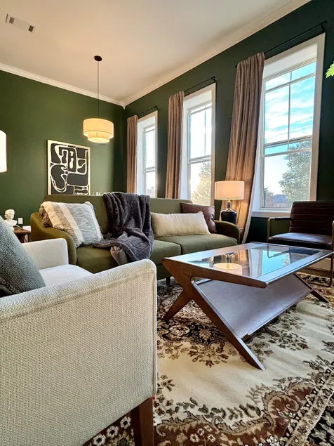 The Square at 514 Archer | Upscale Downtown Loft - Image 1