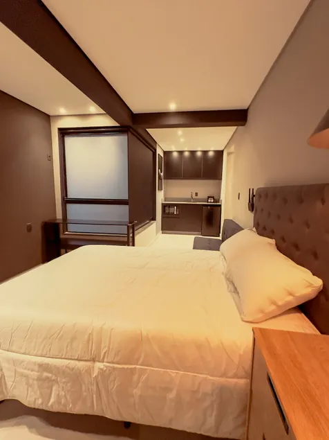 LOFT 44 - # 203 - Image 1