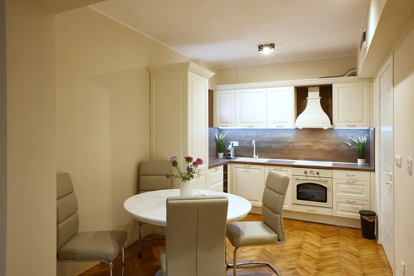 Central Apartment 2 - Image 1