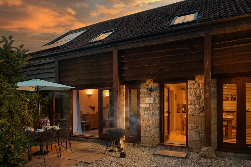 Stylish Dorset Barn Retreat – 3 bed, Sleeps 6 + EV - Image 1