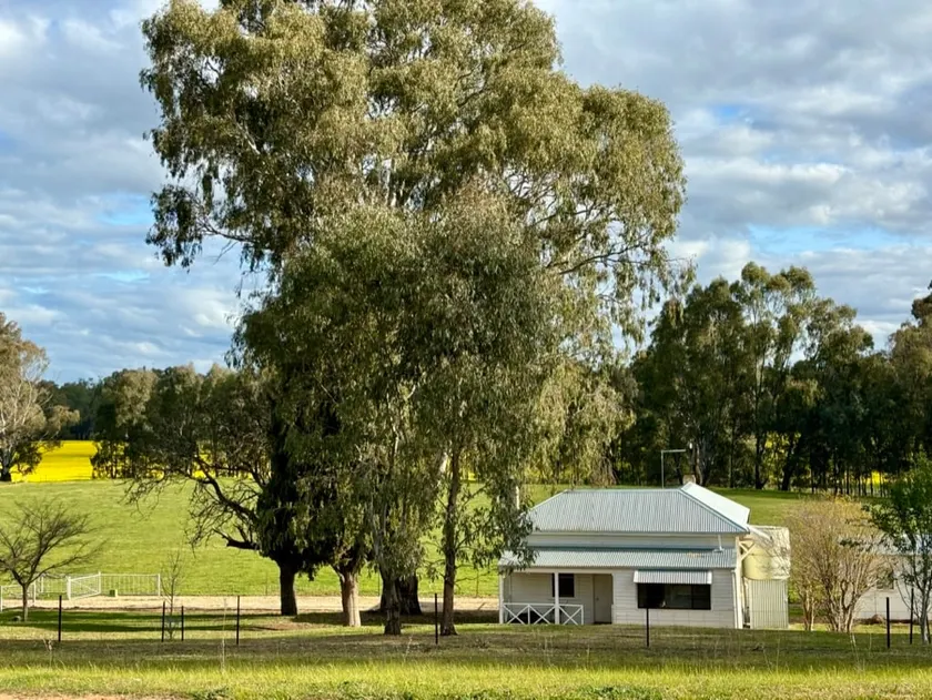 Kunanadgee Cottage - Image 1