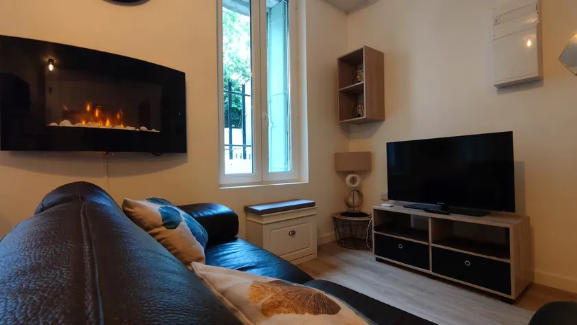 T2 Cosy - Proche place Verdun - Image 1
