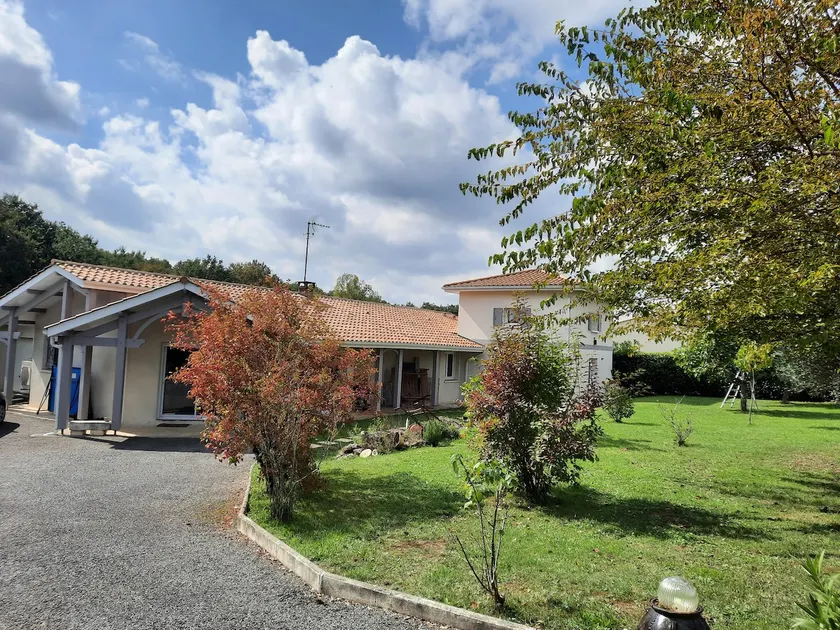 house - Image 1