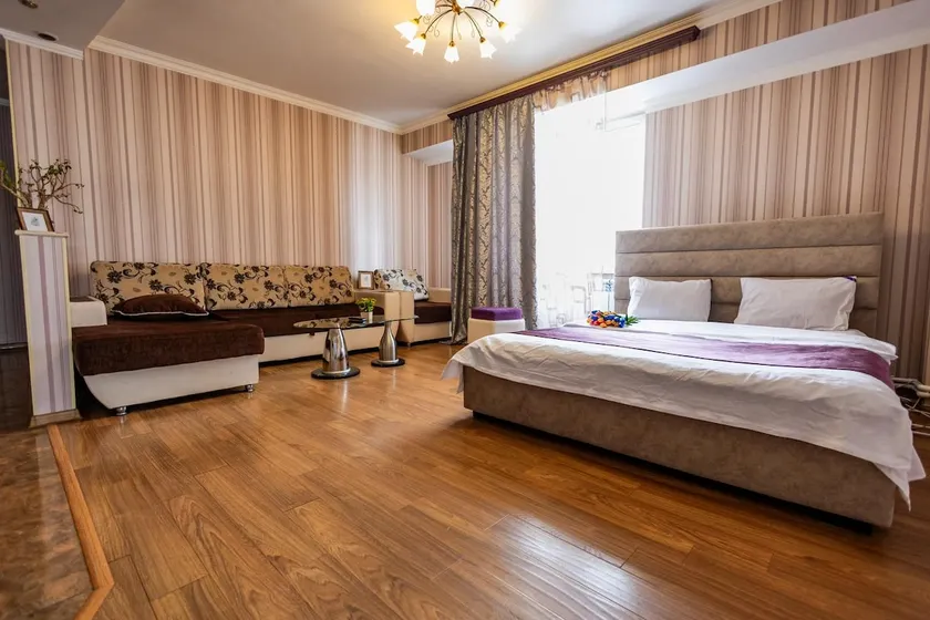 Vanadzor center apartment - Image 1