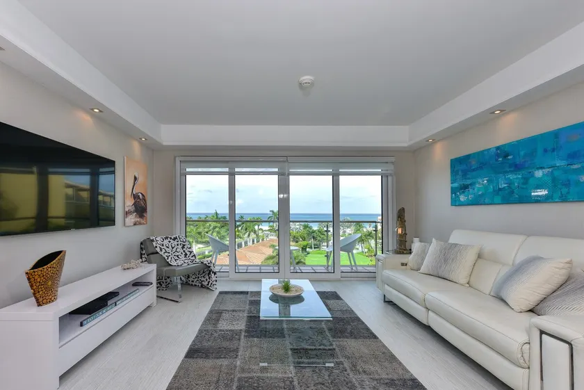 Stunning Ocean Views • Eagle Beach • Top Reviews! - Image 1