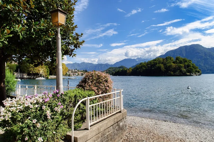 Casa Isola - by MyHomeInComo - Image 1