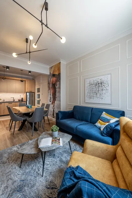 6 BDR - 2 apartments at 1 place - Image 1