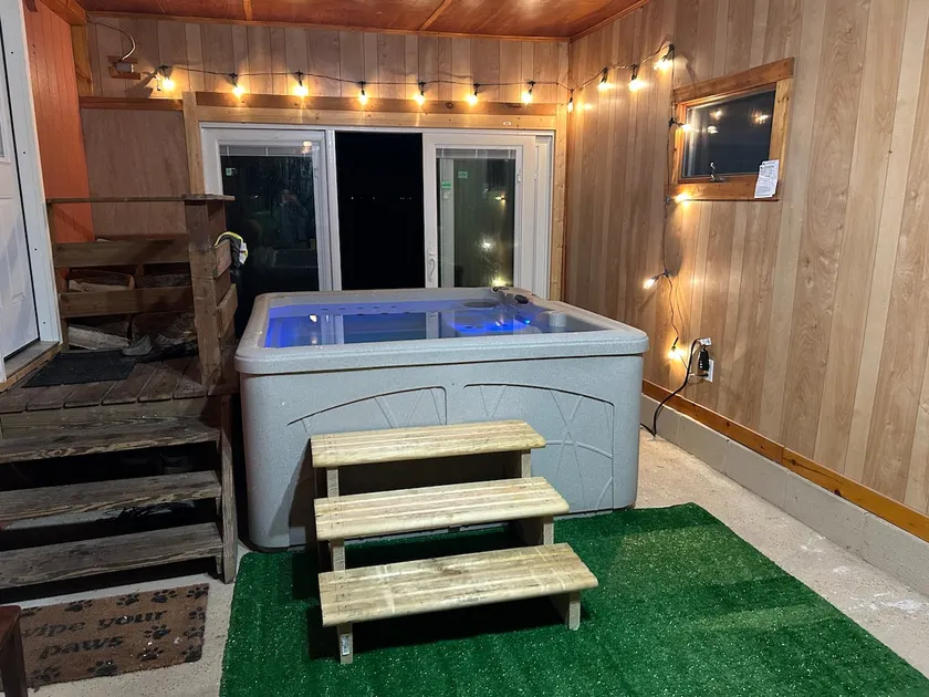 Lake Retreat w/ Hot Tub! - Image 1