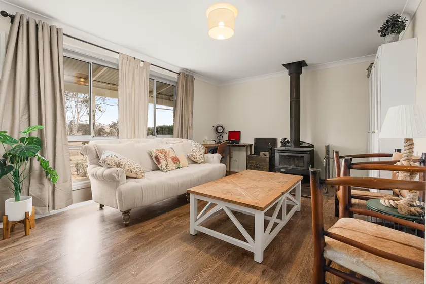 Cooinda, A 3 Bedroom Home Near Mayfield Garden - Image 1
