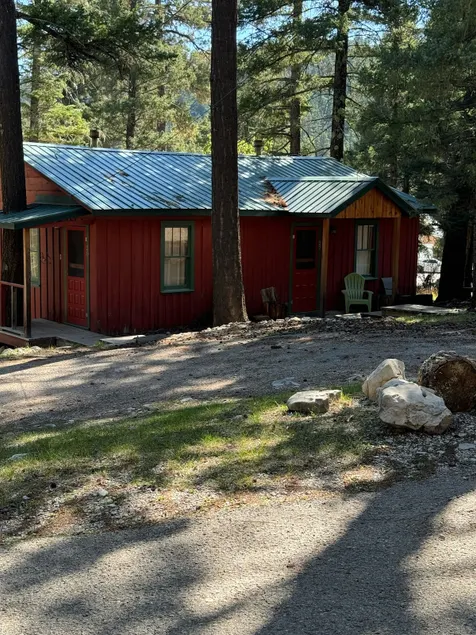Nostalgia Cabins 20 - Image 1