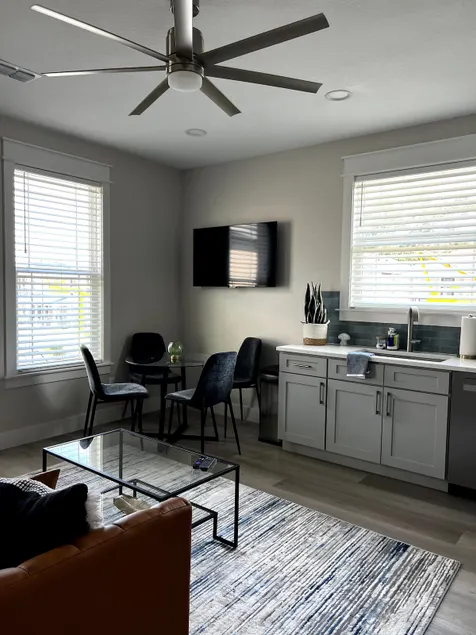Alachua Green-Living Modern Home - Image 1
