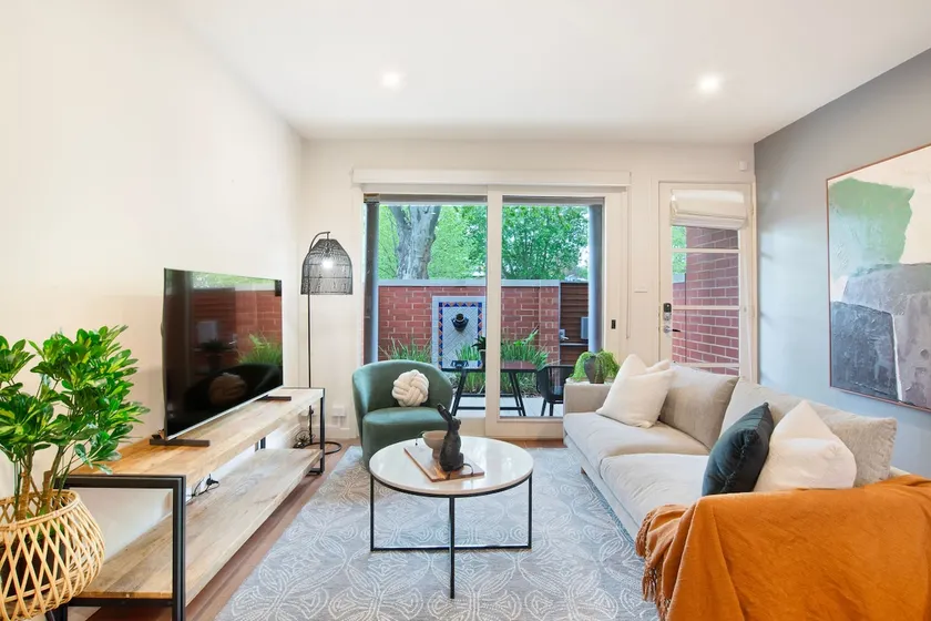 Splendour in Norwood - Image 1