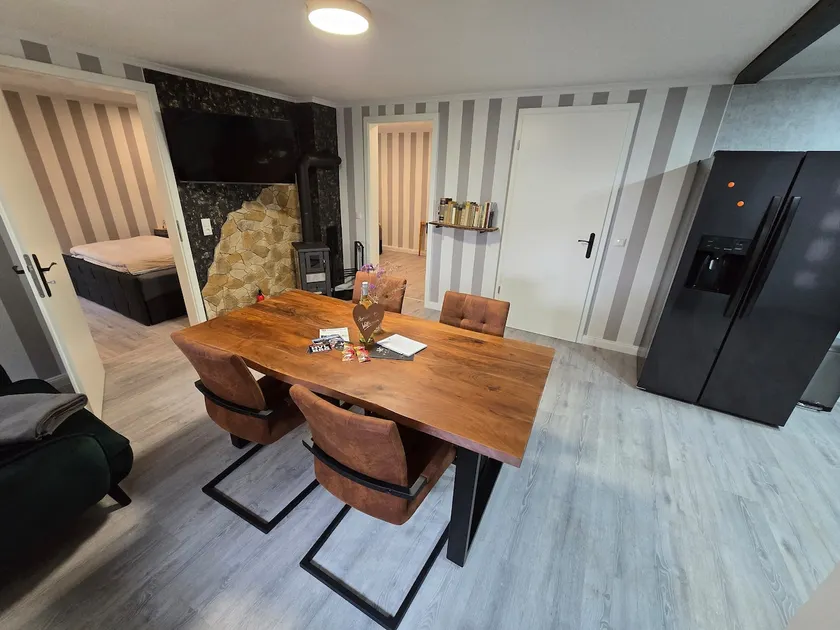 2 bedrooms with hot tub - Image 1