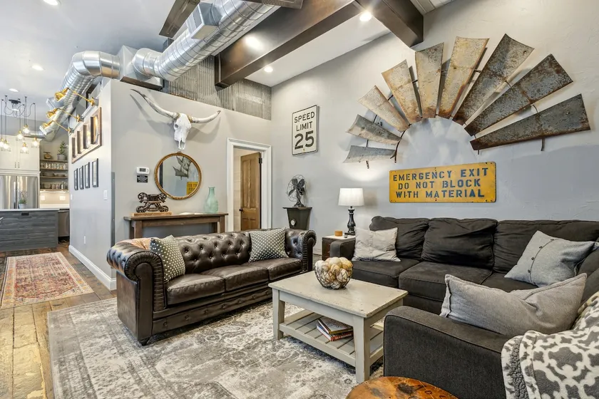 The Loft Buchanan - Image 1