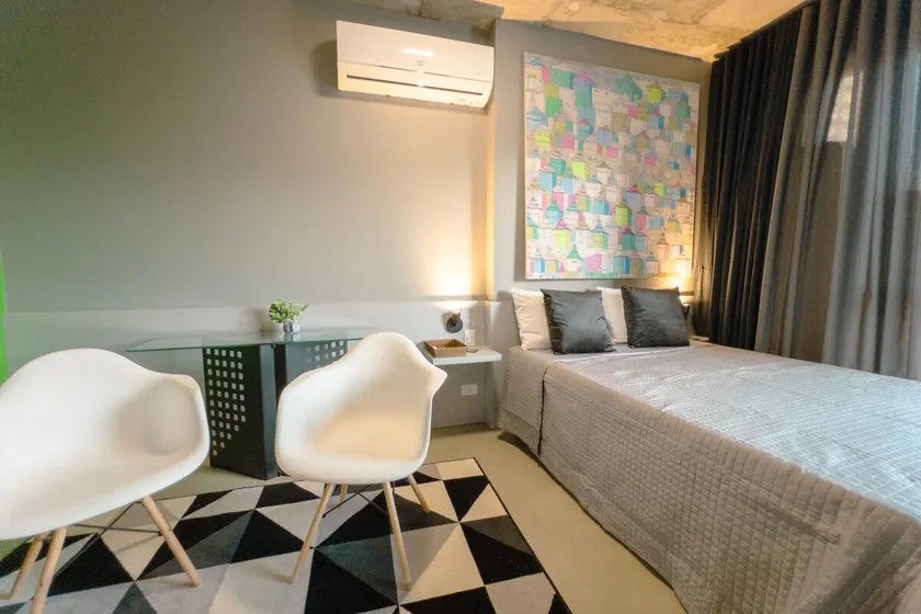 Modern Downtown Apartment CA403 - Image 1